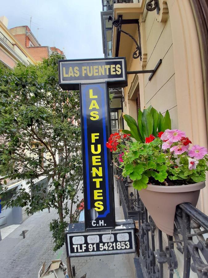 Hostal Las Fuentes (Adults Only) Madrid Bagian luar foto